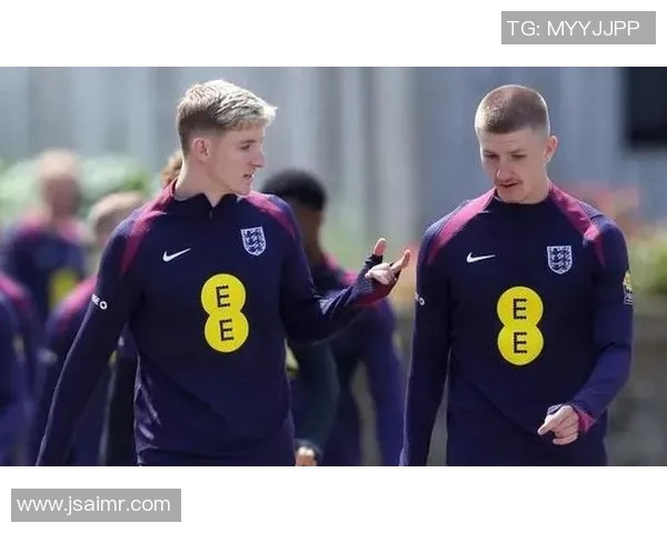 全球足球巨星汇聚打造梦幻阵容 展现顶级技术与团队合作精神