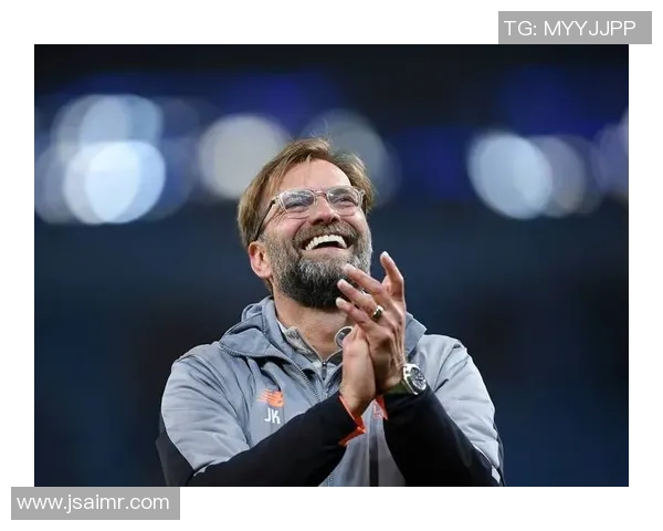 十大神锋足球球星盘点:璀璨巨星谁主沉浮? 十大神锋足球球星盘点:璀璨巨星谁主沉浮?