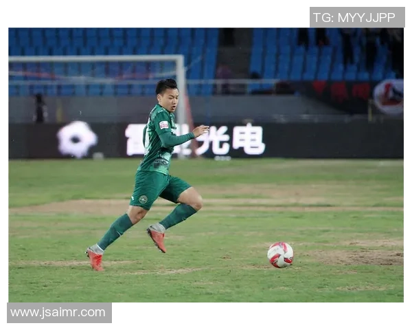 大连人足球俱乐部明星球员盘点及未来发展展望