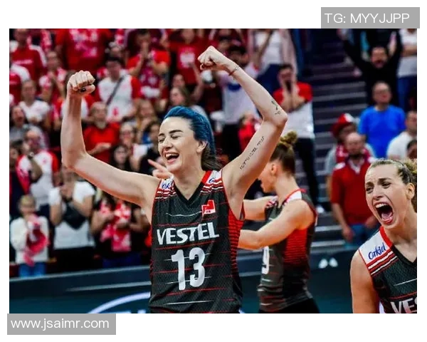 波兰足球中场新星崛起：技术与智慧并存的战术大师